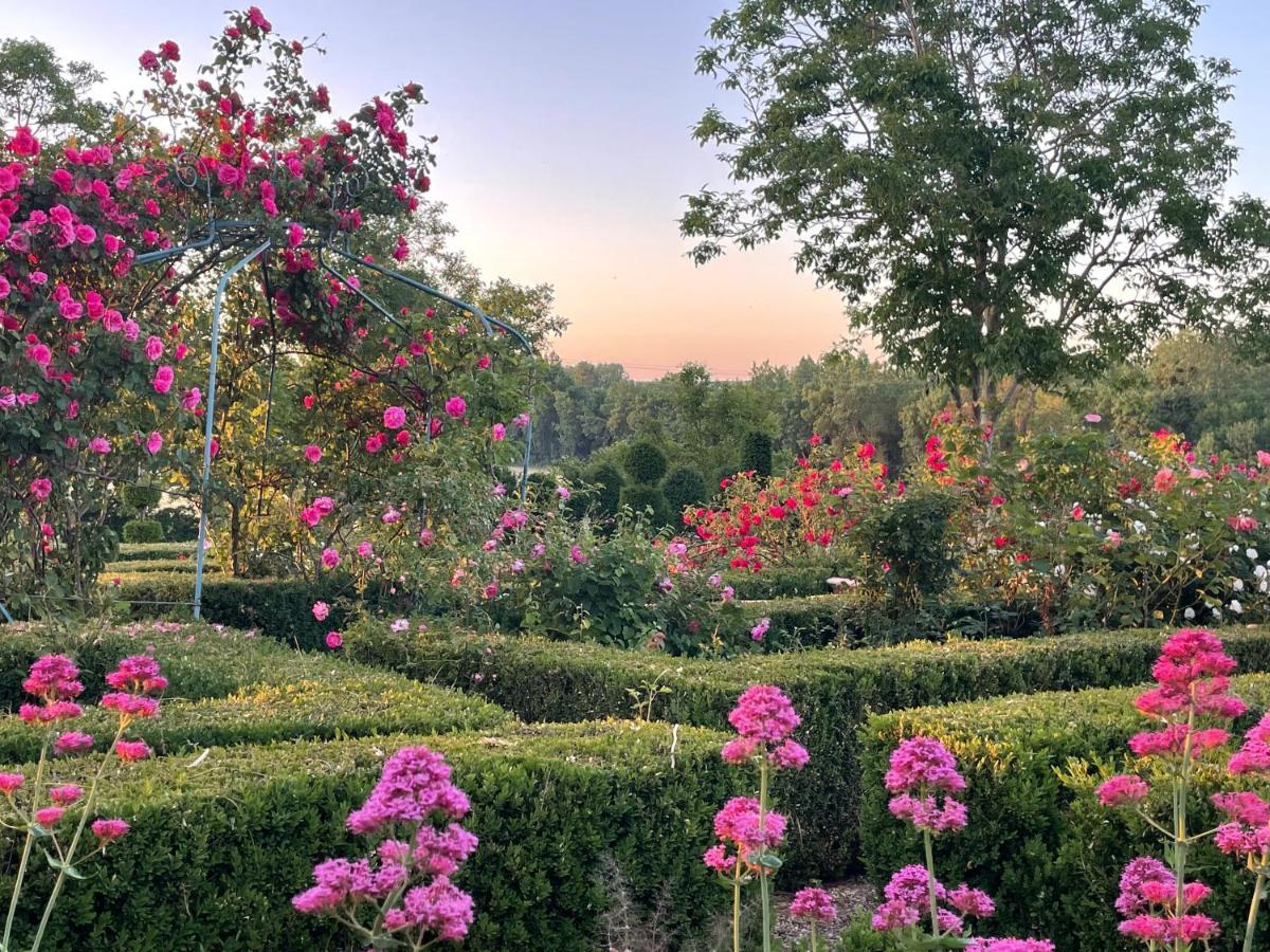 Les Jardins Haute Couture Huismes Ngoại thất bức ảnh